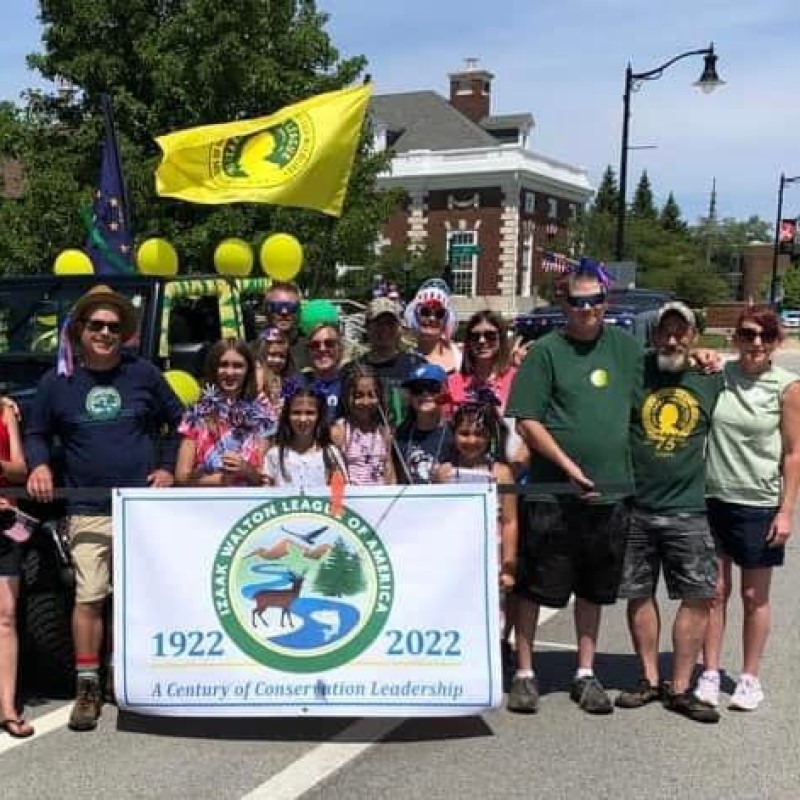 Izaak Walton League members in a parade